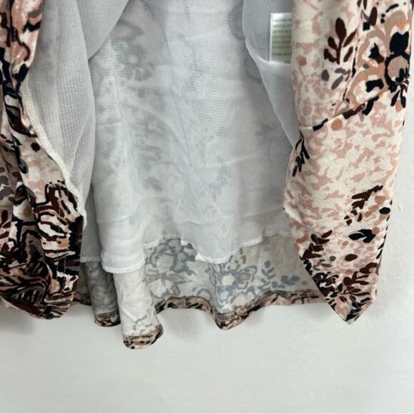 Garnet Hill Faux Wrap Knit Surplice Floral Brianna Dress Midi size Medium - Picture 9 of 15